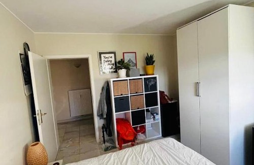 Petit-Couronne Apartment | Kelly