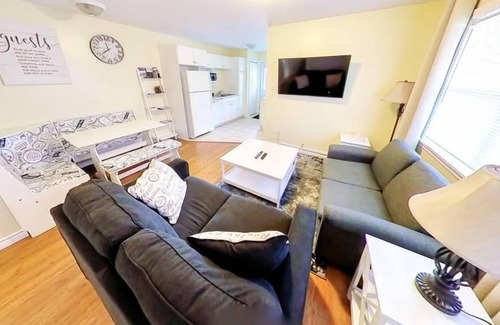Yarmouth Apartment | Kelly's #2, Kelly's #2