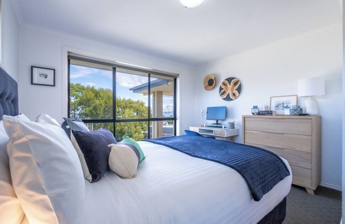 Coles Bay House | Kelp