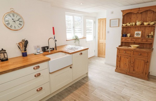 Portscatho Cottage | KELSEY, family friendly, character holiday cottage in Portscatho