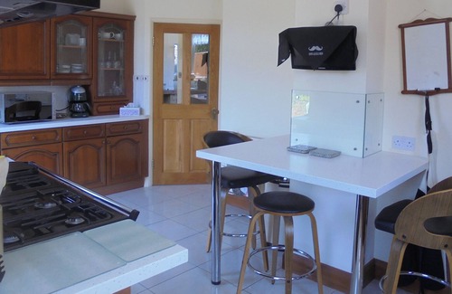Eastbourne House | Kelvinside, detached family home with parking
