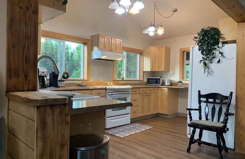 Funny River House | Kenai Rv 600 Yrds Away/Summer & Winter Activities/Funny River Ranch Rentals