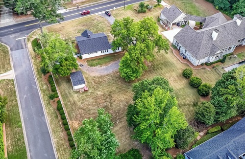 Marietta Cottage | Kennesaw Cottage – Charming 2 BDR Just 10 Miles to LakePoint Sports!