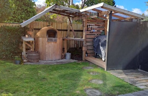 Richmond Heights House | Kensington - Includes linen and WiFi