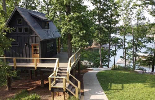 Seneca House | Keowee Family Retreat