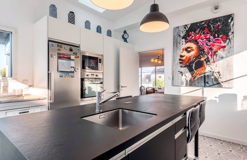 Brignogan-Plage Villa | Ker Anna, 120m from the beach, sea view