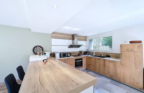 Saint-Pierre Ski Chalet | *Ker Lenn* au bord d'un étang, jolie propriété