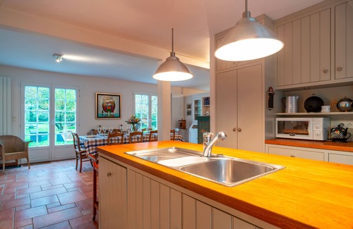 Baden House | KER-MYR - Belle Maison de campagne familiale, proche sentiers côtiers