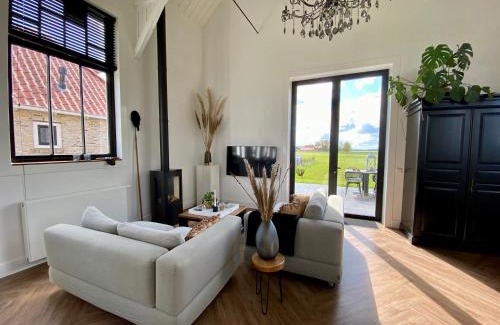 Peins House | Kerkje van Peins