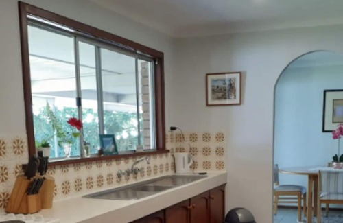 City Of Busselton House | Kerry's Retro Beach House. Get set for an amazing down south experience.