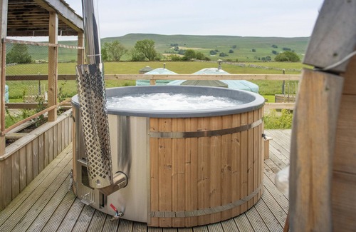 Hawes House | Kestrel Yurt sleeps up to 6 guests with hot tub and views across Wether Fell