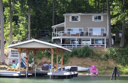Town of Jerusalem House | Keuka Lake Paradise - Prop Point