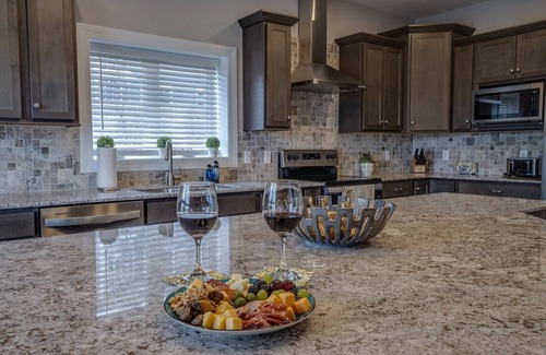 Penn Yan House | Keuka Lake view! Welcome to CASA DEL LAGO UNIT # 38