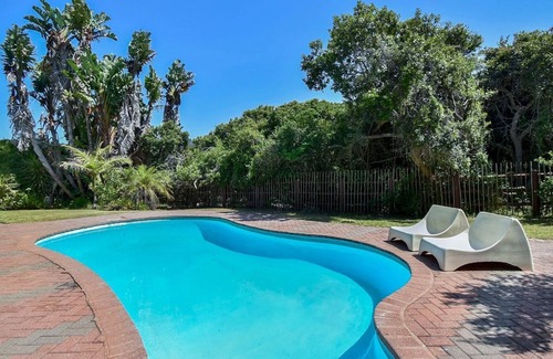 Keurboomstrand Villa | Keurbaai Cottage - Two Bedroom Villa, Sleeps 4