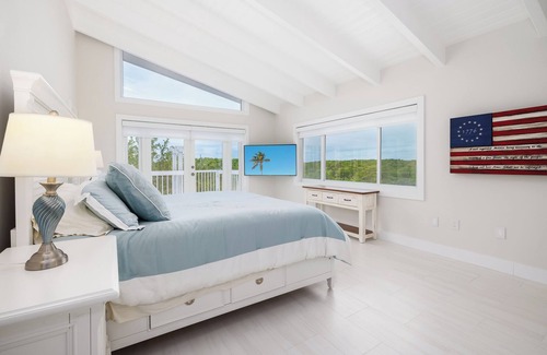 Twin Lakes House | Key Largo waterfront home with a pool! Central to all the best attractions!