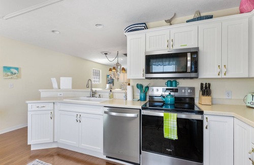 Cedar Key House | Key Lime Cottage!