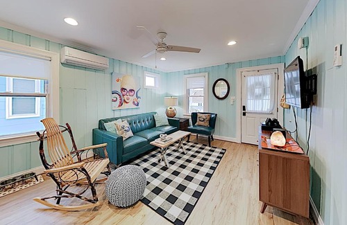 Ocean City House | Key Lime & Parrot Bay