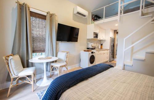 Old Town House | Key West Light Suite