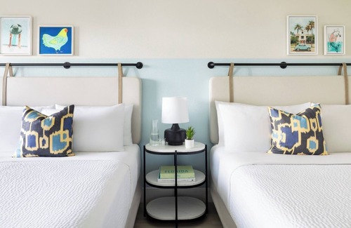 New Town Hotel | Key West Poolside Paradise w/Cabanas, Lawn Games & Tiki Bar
