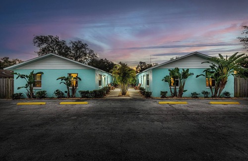 Tarpon Springs Apartment | Key West Style Bungalows!