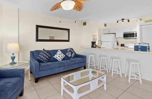 Tavernier Apartment | Keys Getaway! Pool, Marina, Private Beach & Near Theater of the Sea