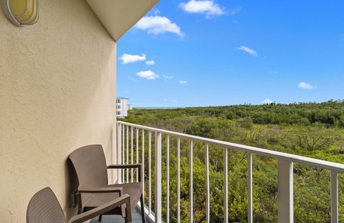 Tavernier Apartment | Keys Getaway! Pool, Marina, Private Beach & Near Theater of the Sea