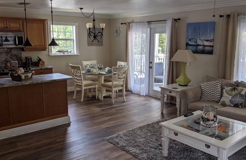 East Naples House | Keys stilt house top floor unit
