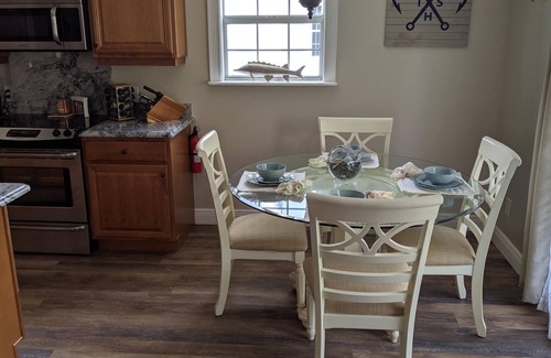 East Naples House | Keys stilt house top floor unit