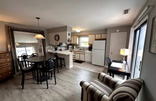 Kitty Hawk House | KH Escape! Pool+Tennis+Basketball+0.8 mi to Beach!