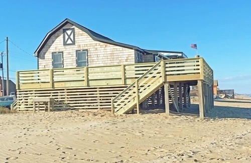 Kitty Hawk House | KH4111-Oceanfront with Fabulous Interiors, Views Galore, Wifi & Dog Friendly!