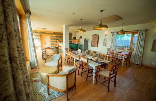 Theog Apartment | Khaas Villa at Theog, Shimla