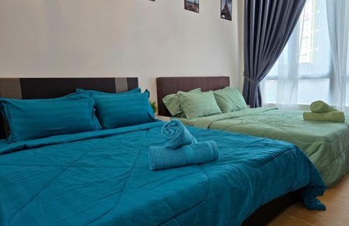 Kuantan Apartment | Khaimal Valley Suite - Pool View