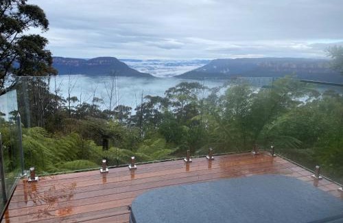 Katoomba House | Khandala Cottage