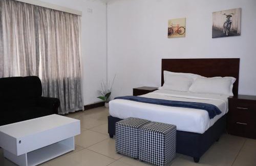Muckleneuk House | Khaya Mnandi Leisure Suites
