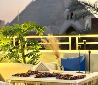 Al Haram House | Khufu's Pyramids Inn