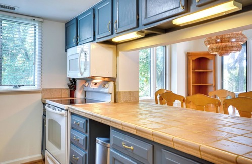 West Beach Village House | Kiawah Island Vacation Rental: Walk to Beach!