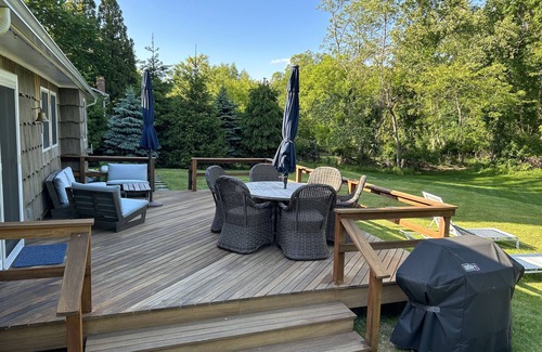 The Heights House | Kick back and unwind