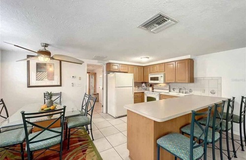 Port Richey House | Kick back and Relax at Leisure Beach