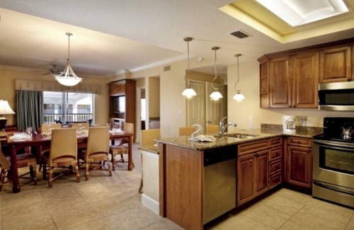 West Kissimmee Resort | KID and PET Friendly 5 Star RESORT 2BR 2BA . ONLY 3 miles to DISNEYWORLD