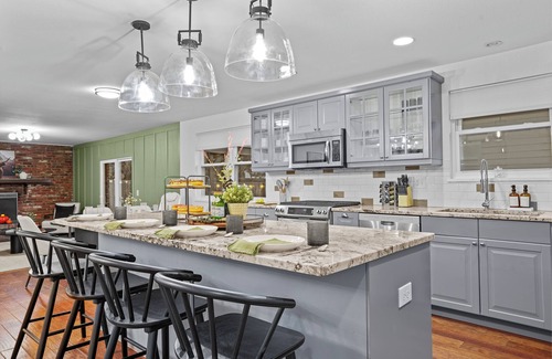Columbine House | Kid+Pet Friendly Getaway with Game Room and Hot Tub!