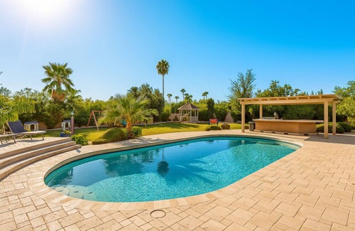 Hope House | Kids Package | Playground | Heated Pool | Privacy |
