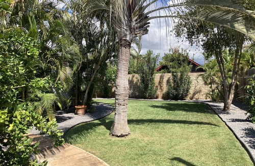 Kihei House | Kihei Beach Cottage - 1 Block to the Beach!