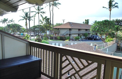 Kihei Apartment | Kihei Maui Studio Condo with King-size Available top floor *2