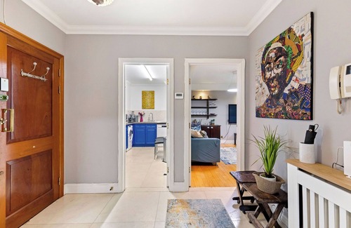 Mapesbury Apartment | Kilburn Oasis Pool, Gym + Secure Parking 2-Bedroom