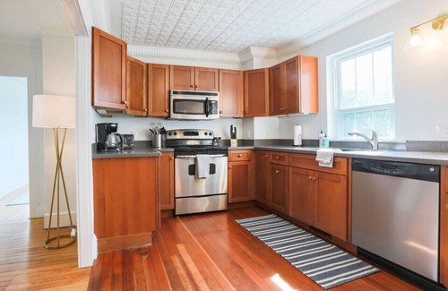 Bridgewater House | Killington/Woodstock Getaway
