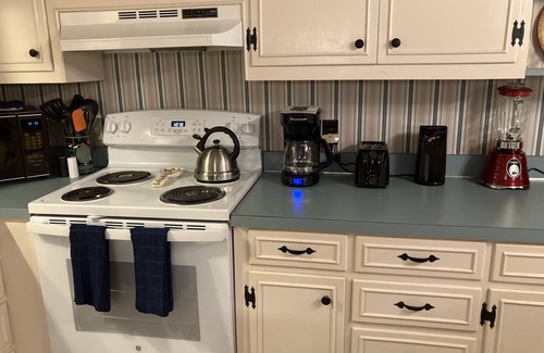 Piankatank House | Kimary Cove - Waterfront Relaxation and NO CLEANING FEE