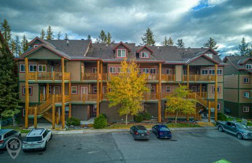 East Kootenay Hotel | Kimberley Ridge by StayIn