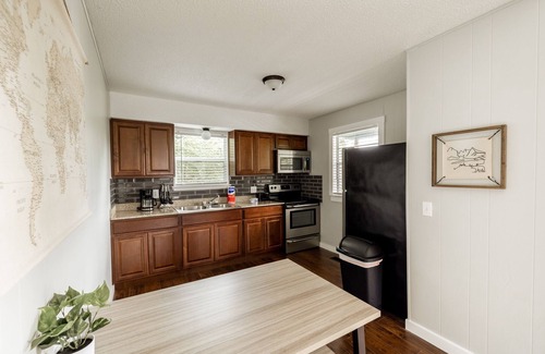 Kimberling City Hotel | Kimberling Cove H21