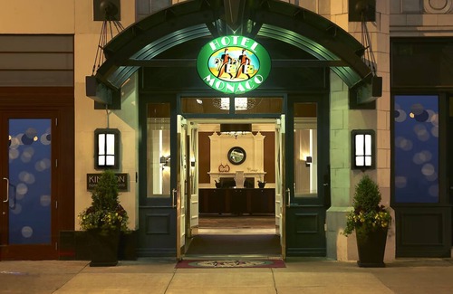 Downtown Denver Hotel | Kimpton Hotel Monaco Denver | Essential Room 1 Twin Bed | Pets Stay Free