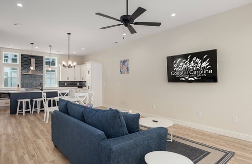 Kill Devil Hills House | Kinara: Newly Built Townhome with Ocean Views and Quick Walk to Beach!